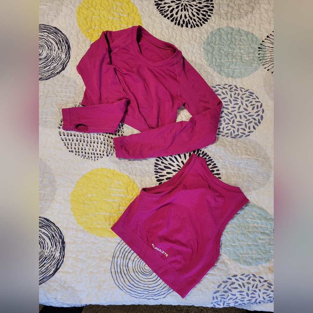 Alphalete Amlify Leggings, Crop Tank, And Crop Long Sleeve